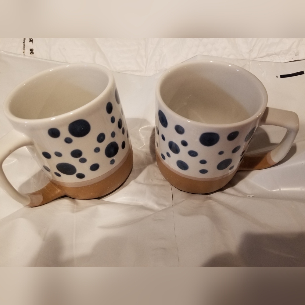 2 Comfify Large Ceramic Polka Dot Mugs - 3 Size Circles